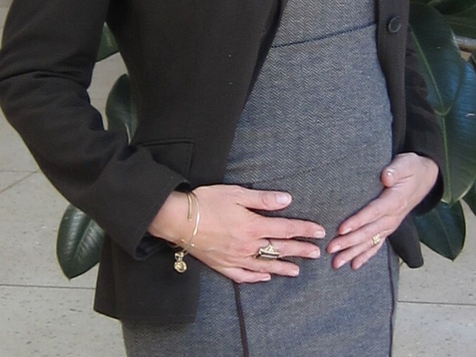 Best Maternity Work Clothes for a Professional Look