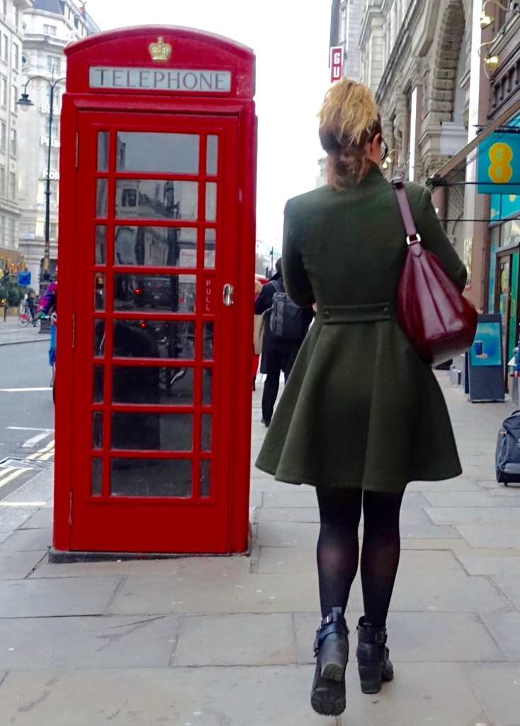 London Street Style: Black Tights And a Short Skirt 