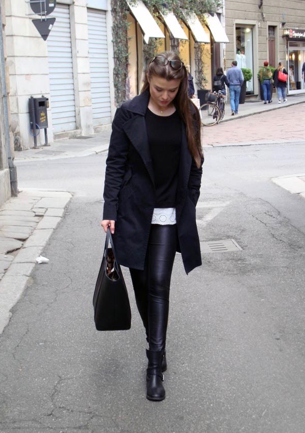 What To Wear With Black Leather Leggings? – solowomen