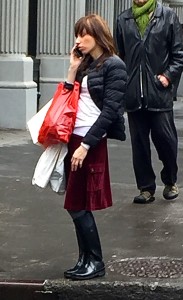 Elegant slouch