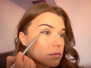 Winged eyeliner application