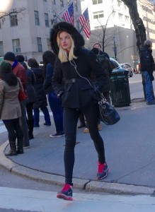 Sneaker street style do's and don'ts