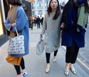 what to wear in spring when it's cold