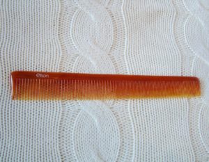 Comb for separating curls