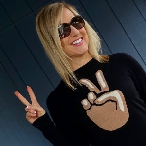 Ji Oh sweater