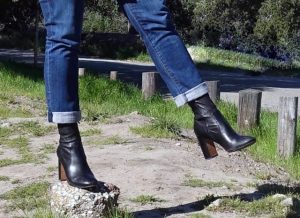 Ankle boots with kimono