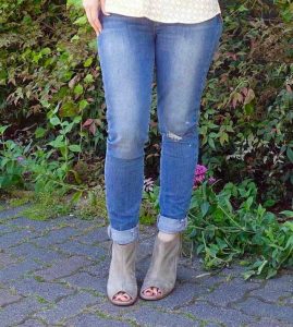 Skinny jeans and peep-toe booties
